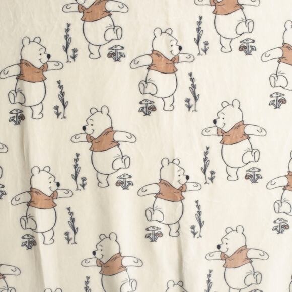 Disney Winnie the Pooh Plush Throw Blanket – 60x70 Cream Sketch Print 🐻 NWT - Picture 4 of 4